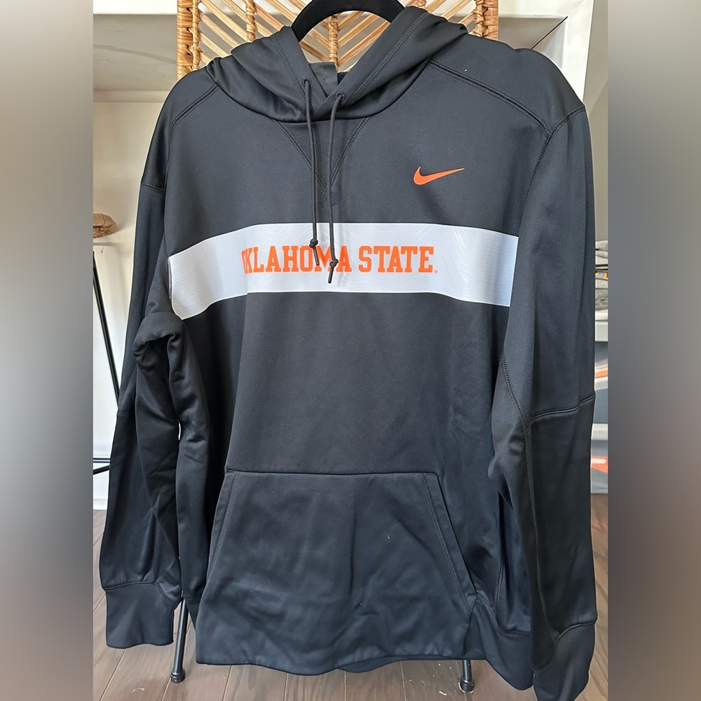 Team issued Oklahoma State hoodie, NWOT